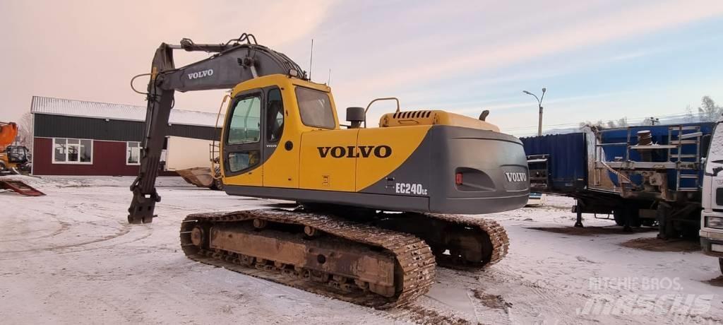 Volvo EC 240 C L 大型油圧ショベル12t以上（パワーショベル・ユンボ）