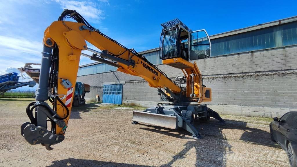 Liebherr LH 30 M 廃棄物／工業産廃処理機