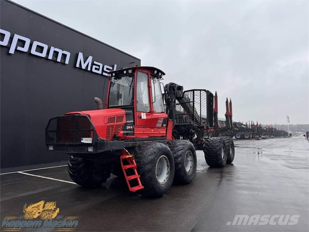 Komatsu 895 フォワーダー