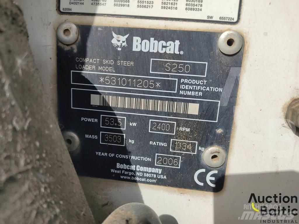 Bobcat S 250 スキッドステアローダー