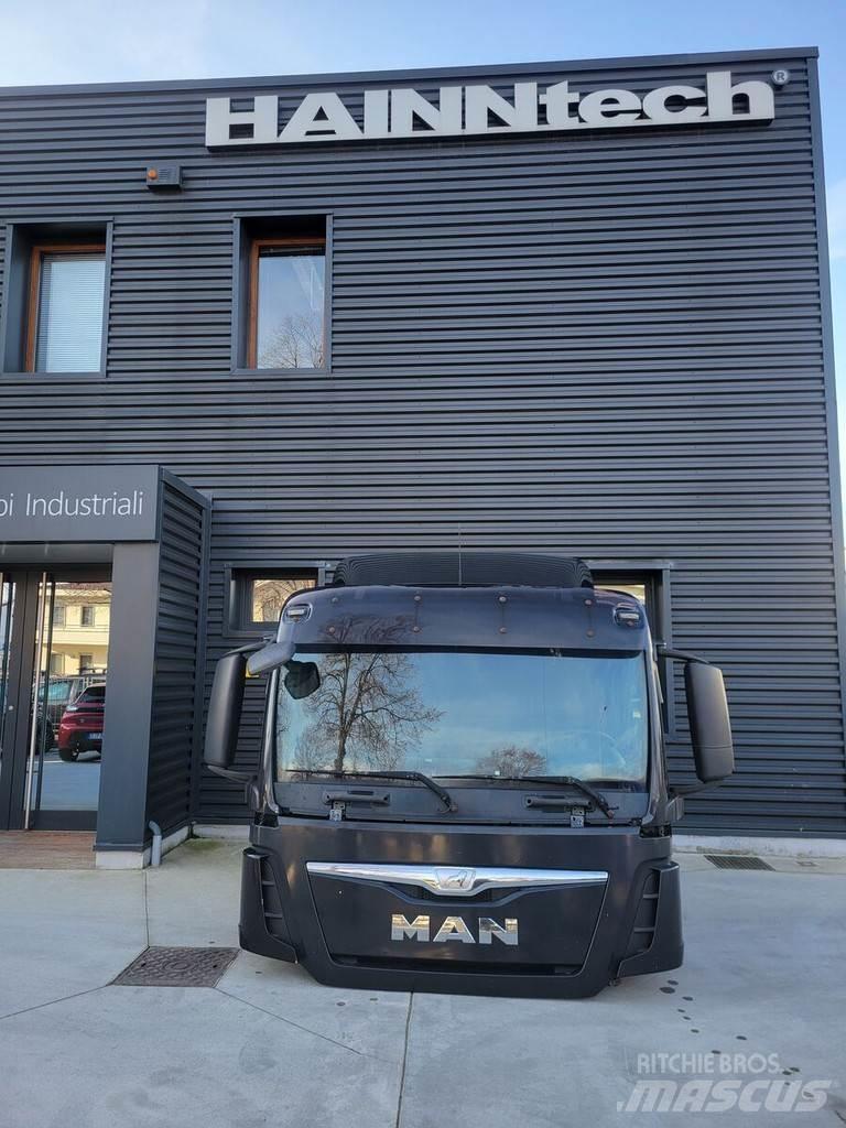 MAN TGS EURO 6 キャビン及び内装