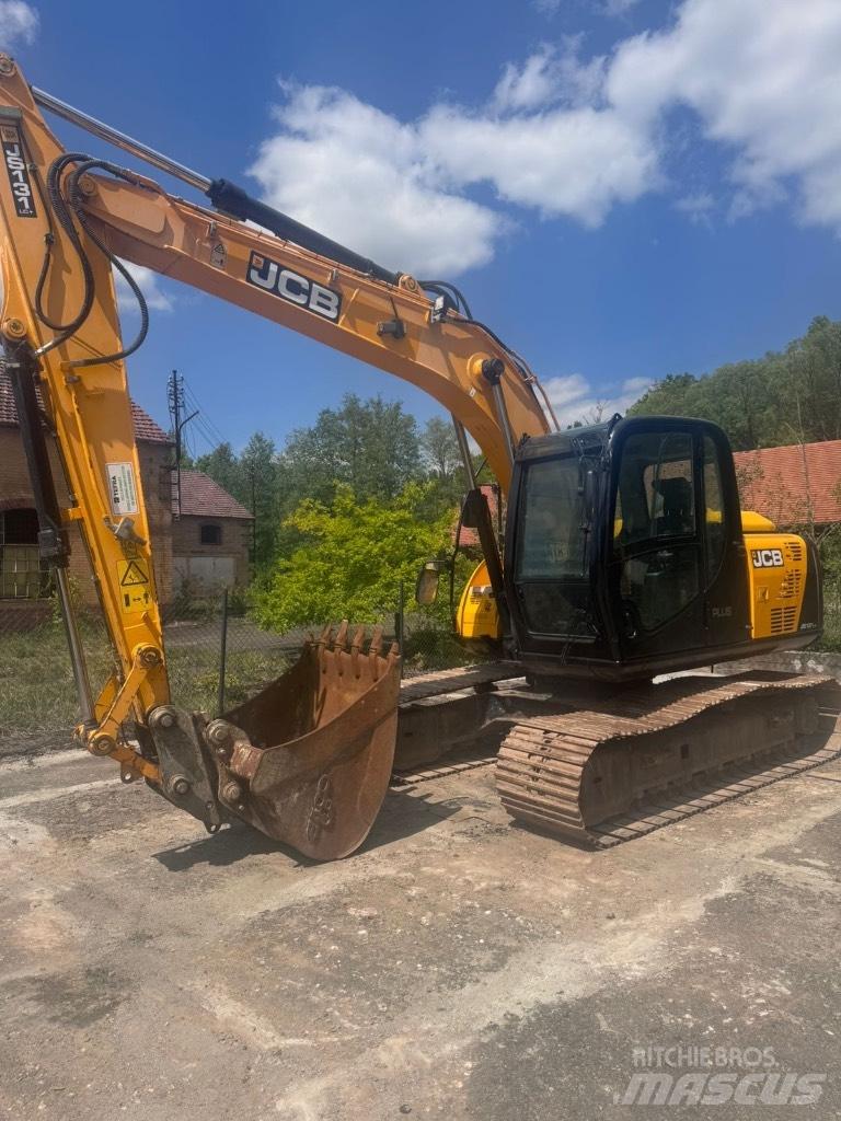 JCB JS 131 LC 大型油圧ショベル12t以上（パワーショベル・ユンボ）