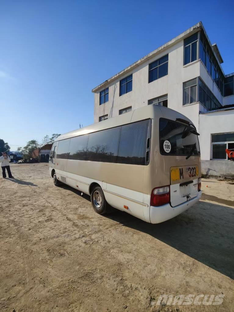 Toyota Coaster 長距離バス