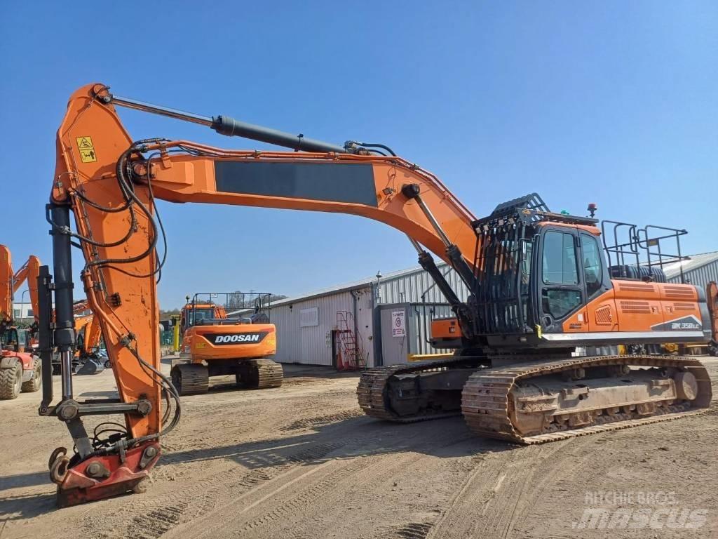 Doosan DX 350 LC-7 大型油圧ショベル12t以上（パワーショベル・ユンボ）