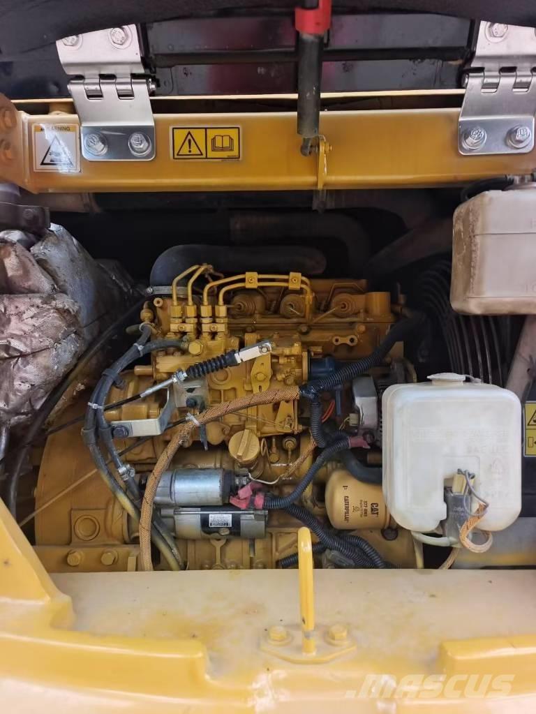 CAT 308 E2 中型油圧ショベル 7ｔ-12ｔ（ユンボ・パワーショベル・バックホー）