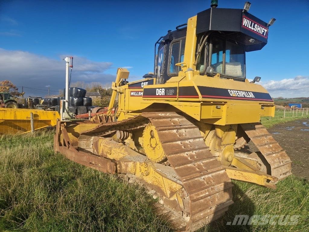 CAT D 6 R II ブルドーザー
