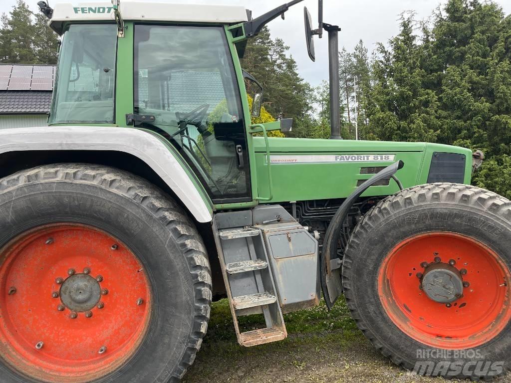 Fendt 818-4 トラクター