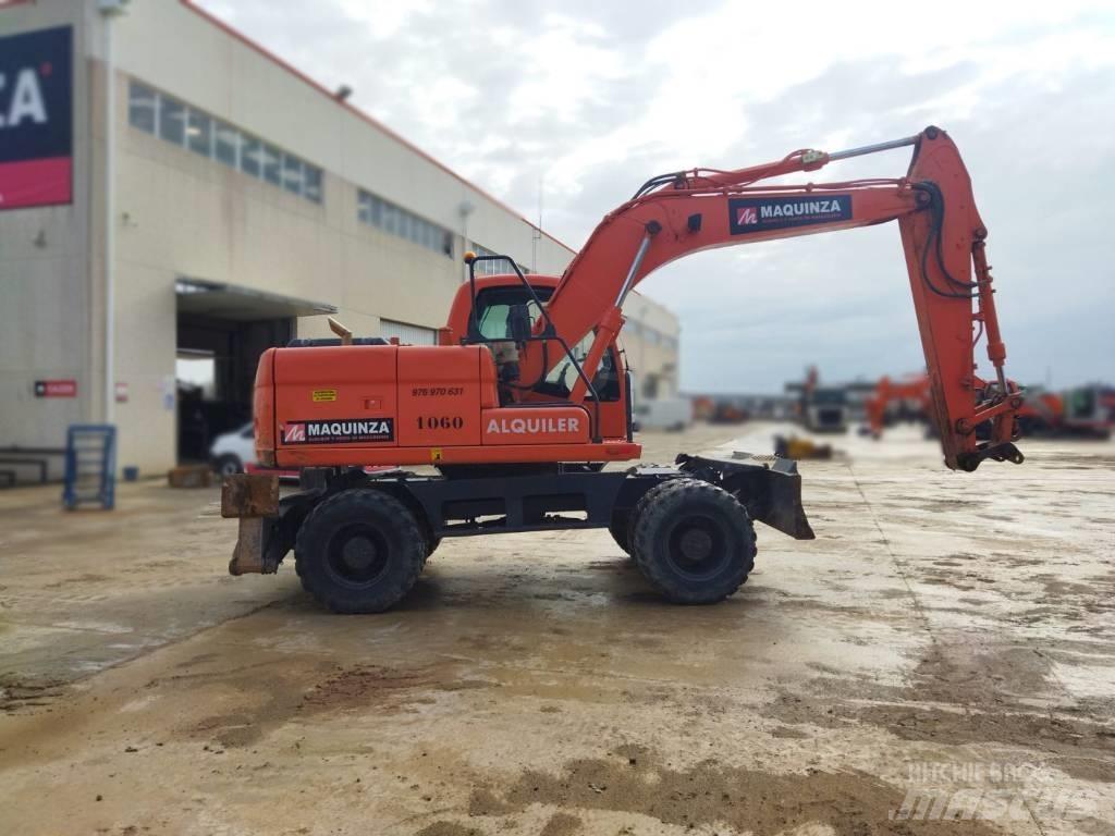 Doosan DX 140 W ホイール式油圧ショベル（パワーショベル・ユンボ・バックホー）