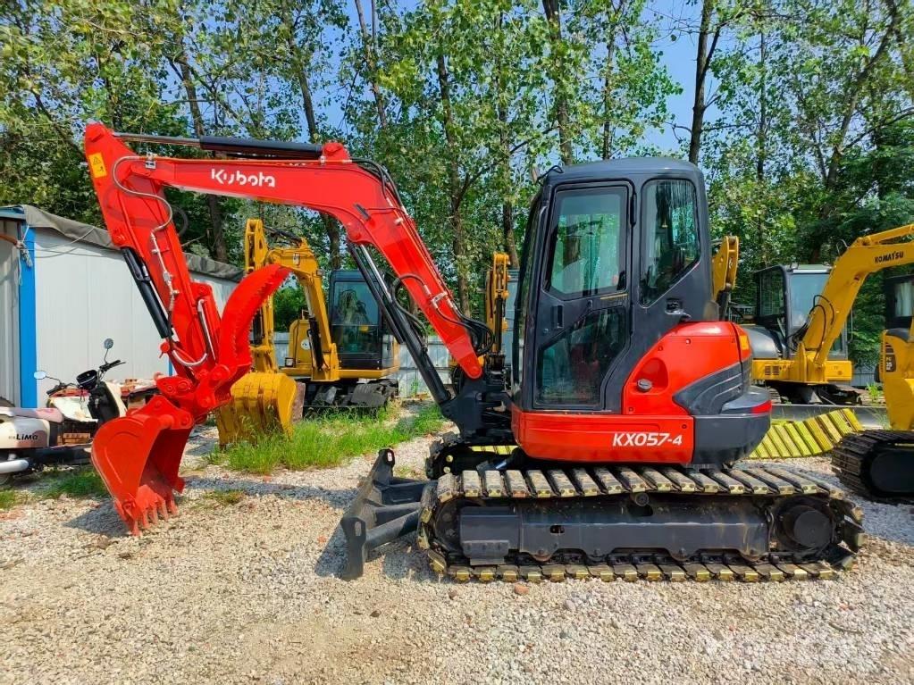 Kubota KX 057 ミニ油圧ショベル 7t以下（ミニユンボ・ミニディガー）
