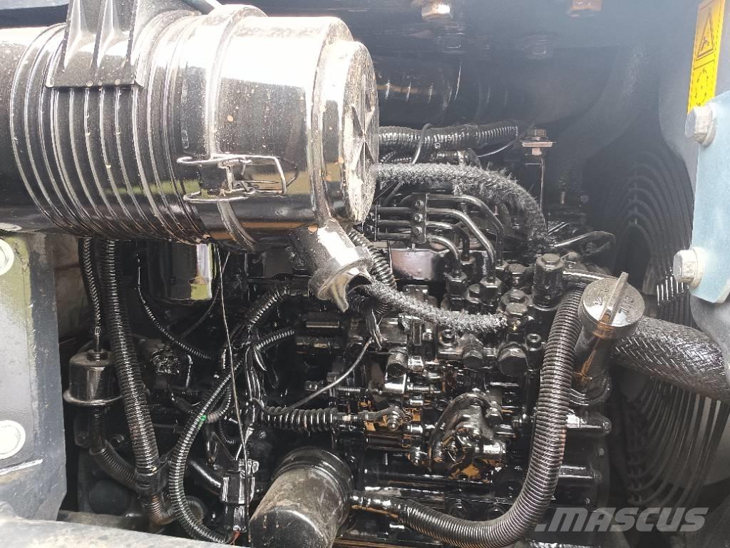 Komatsu PC 40 大型油圧ショベル12t以上（パワーショベル・ユンボ）