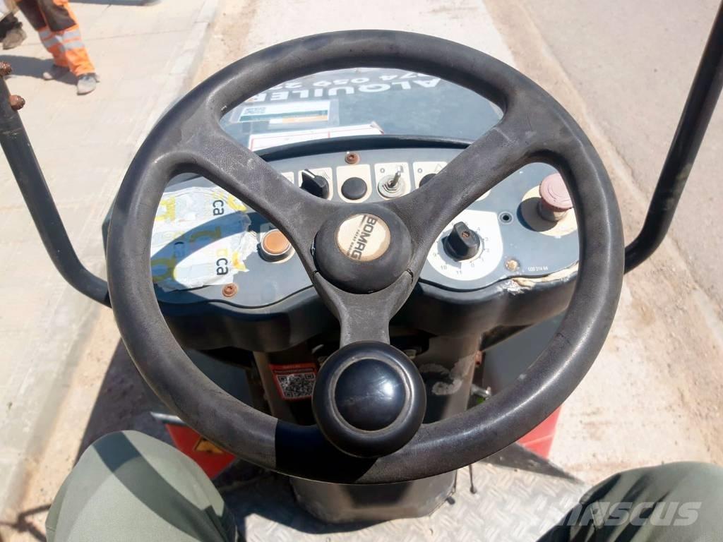 Bomag BW 120 AD-4 タンデムローラ