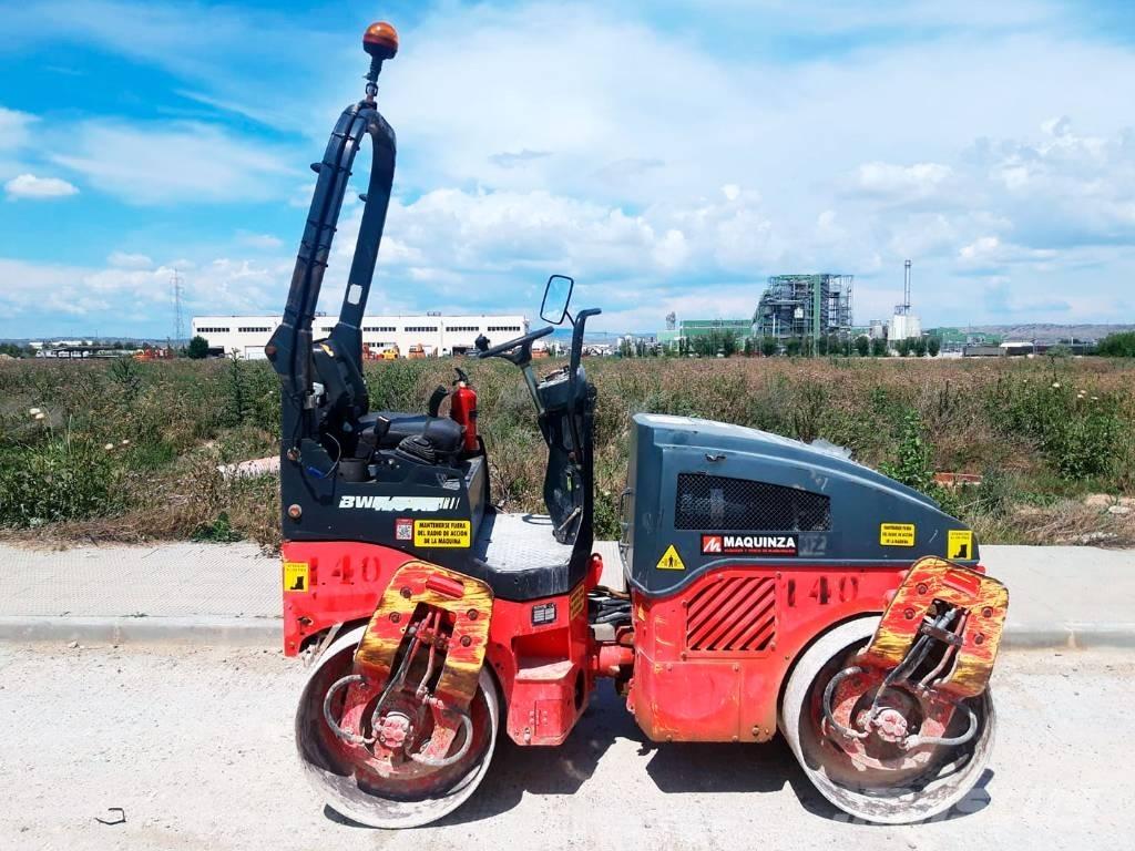 Bomag BW 120 AD-4 タンデムローラ