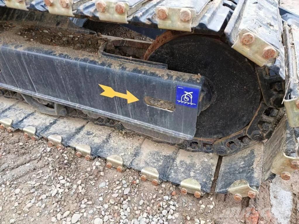 Komatsu PC 70-8 大型油圧ショベル12t以上（パワーショベル・ユンボ）
