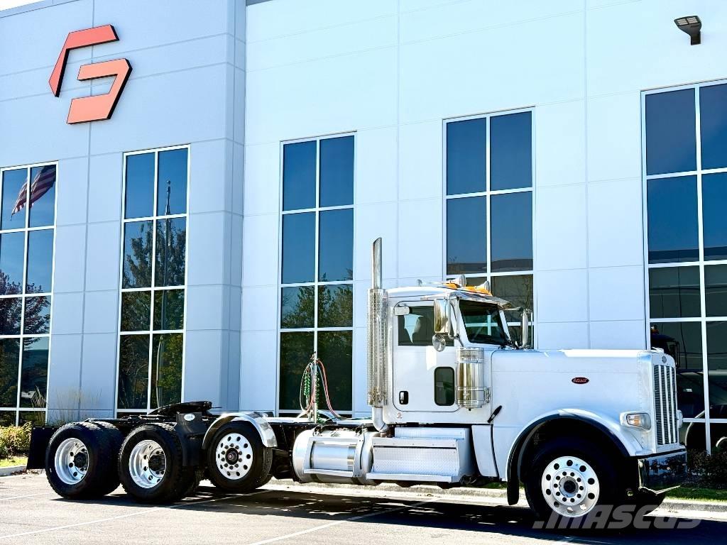 Peterbilt 389 PRIDE 中古トラクターヘッド | トレーラーヘッド