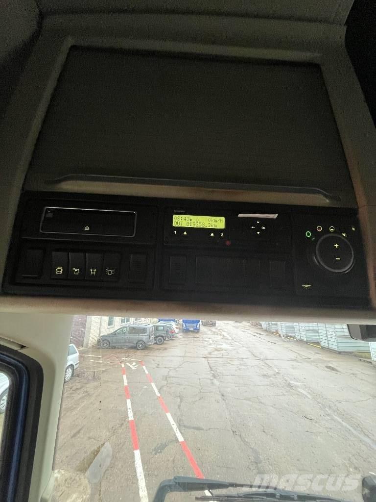 Volvo FH 木材トラック