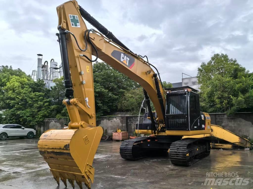 CAT 320D2 中型油圧ショベル 7ｔ-12ｔ（ユンボ・パワーショベル・バックホー）