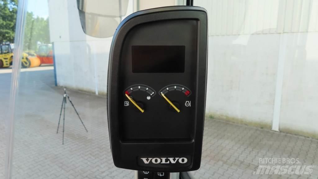 Volvo SD 75 B 振動ローラ