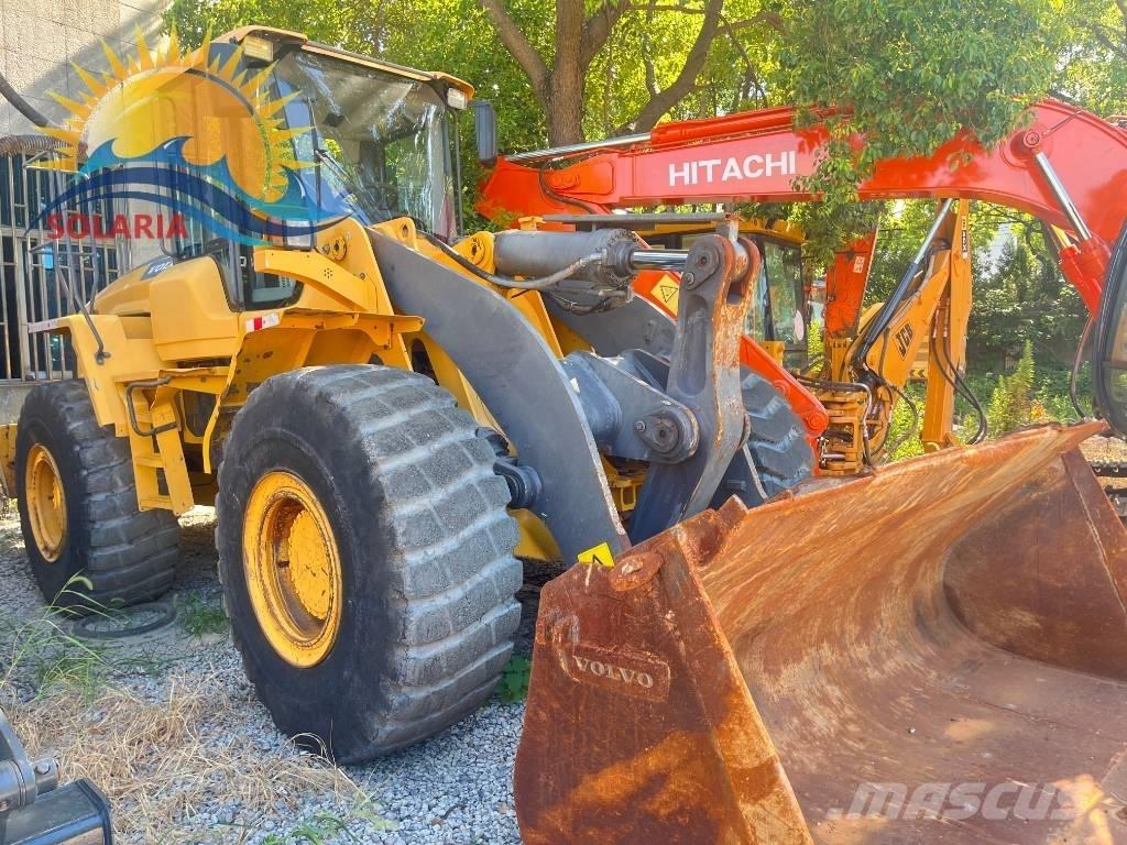 Volvo L 120 F ホイールローダー・タイヤショベル