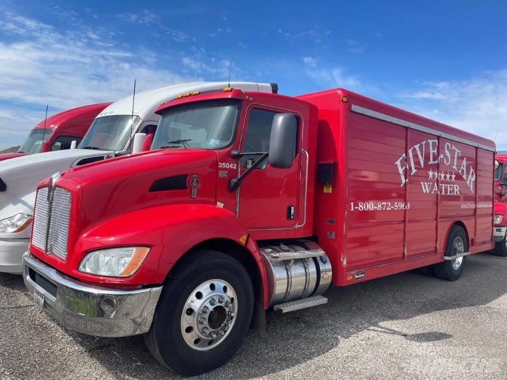 Kenworth T 270 飲料運送車両