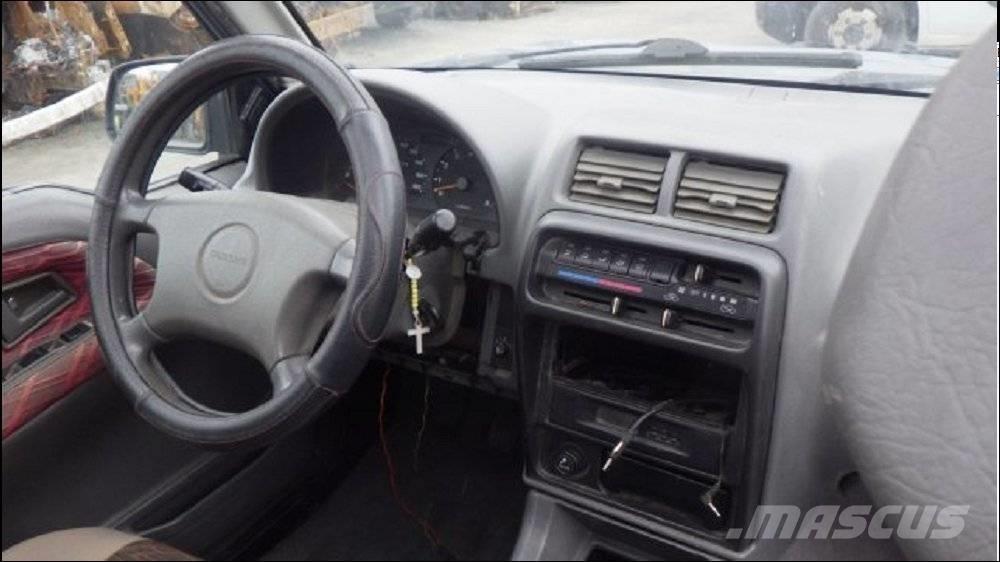 Suzuki Vitara 1 自動車