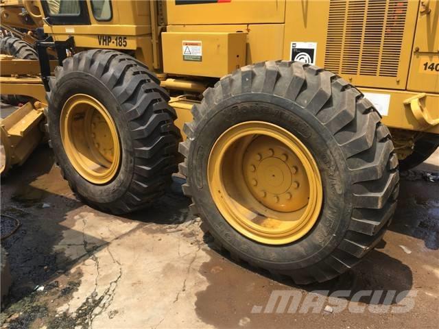 CAT 140 H モーターグレーダー