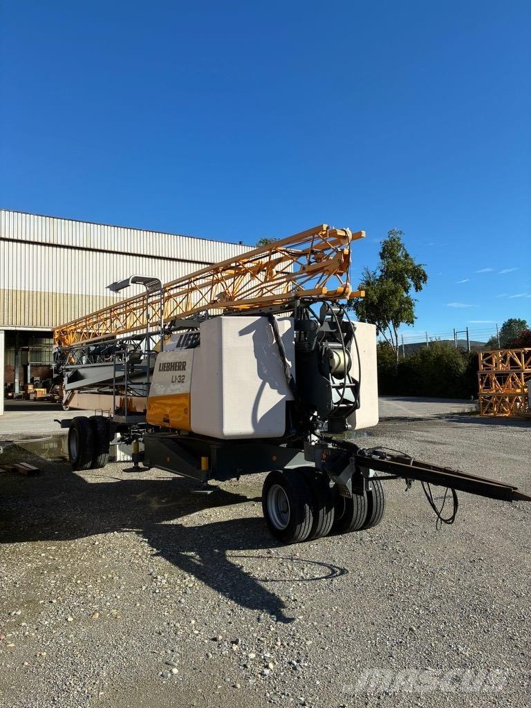 Liebherr L1-32 タワークレーン