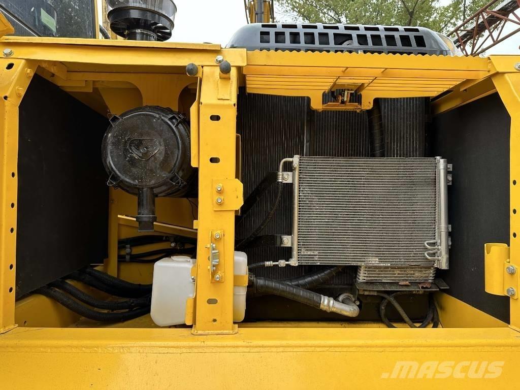 Komatsu PC 200-8 大型油圧ショベル12t以上（パワーショベル・ユンボ）