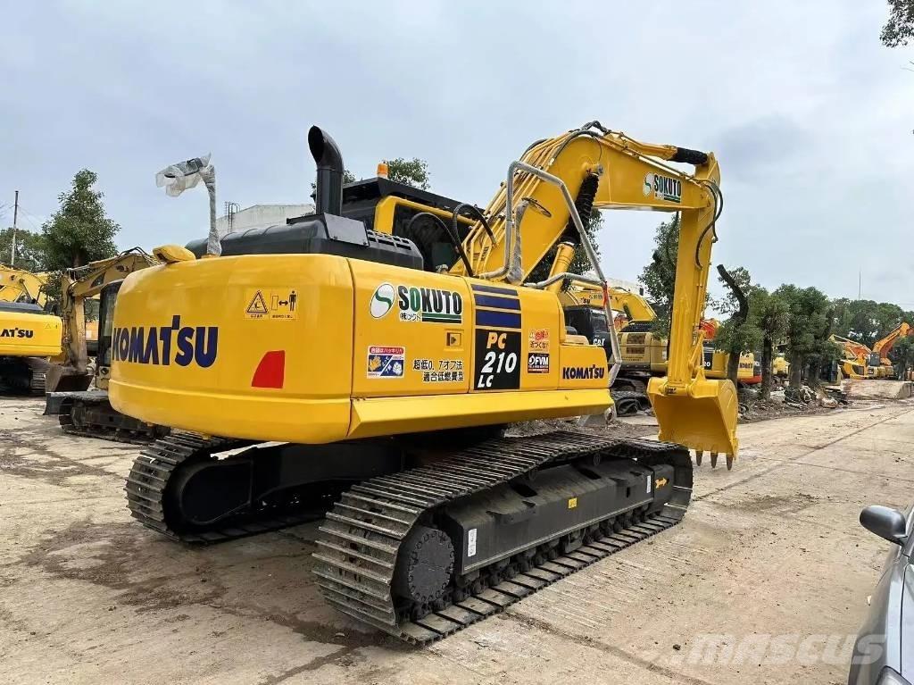 Komatsu PC 200-8 大型油圧ショベル12t以上（パワーショベル・ユンボ）