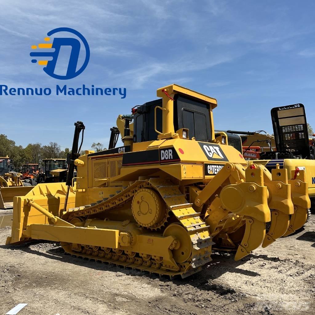 CAT D 8 R ブルドーザー