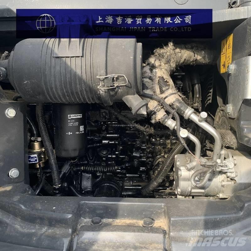 Komatsu PC 55 ミニ油圧ショベル 7t以下（ミニユンボ・ミニディガー）