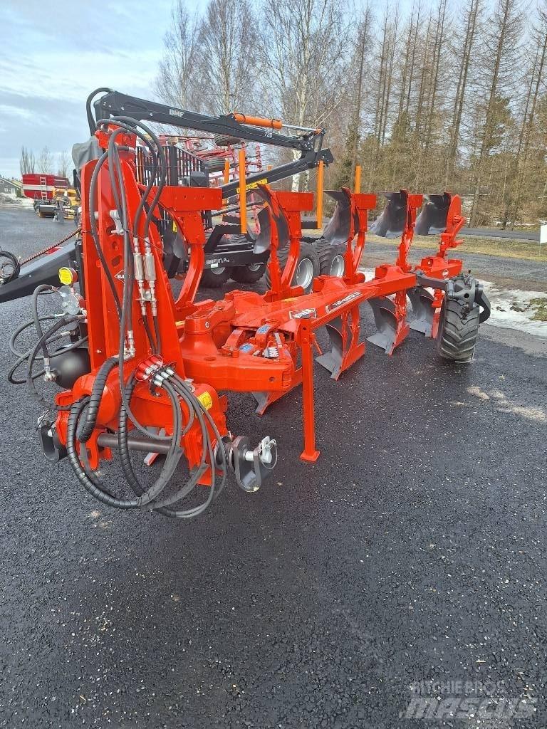 Kuhn Vari-Master 123 リバーシブルプラウ