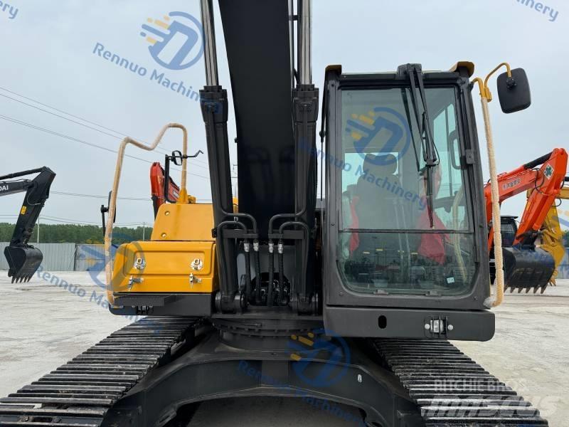 Volvo EC 220 D 大型油圧ショベル12t以上（パワーショベル・ユンボ）
