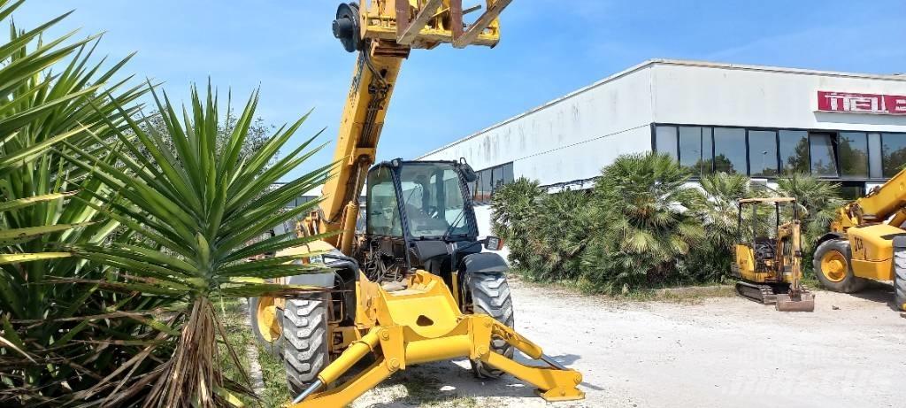 JCB 532-120 テレスコーピックハンドラー