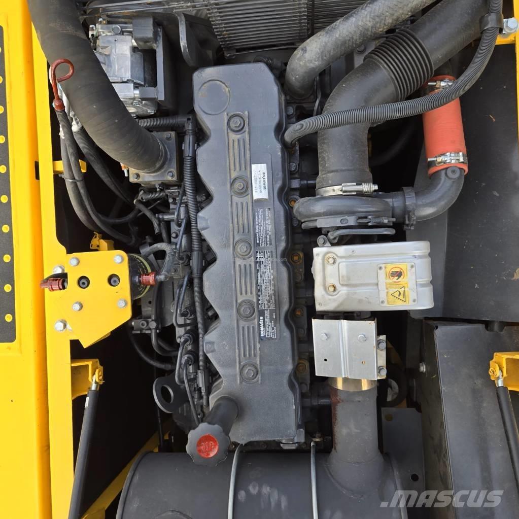 Komatsu PC 200-8 大型油圧ショベル12t以上（パワーショベル・ユンボ）