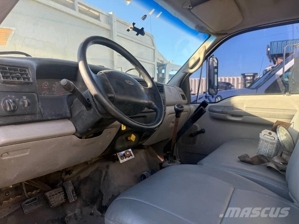 Ford F 650 塵芥車、パッカー車