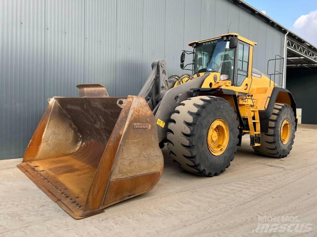 Volvo L220H ホイールローダー・タイヤショベル