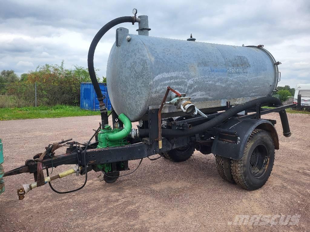 Marchner FW 4000 タンカートレーラー