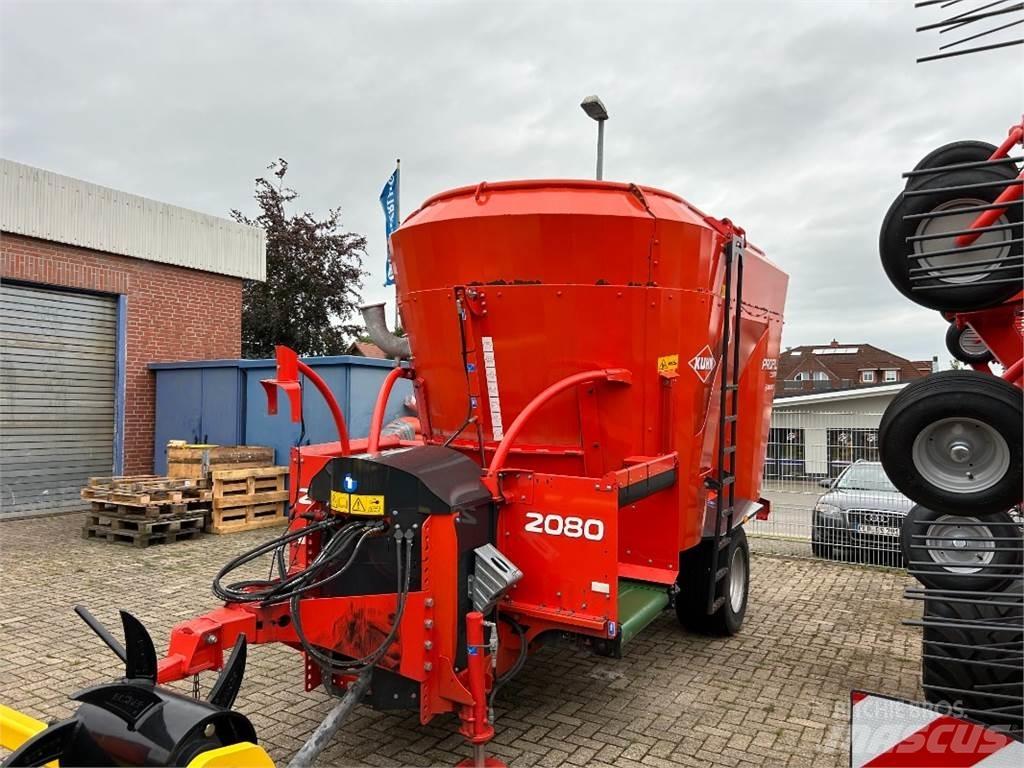 Kuhn PROFILE 2080 ミキサーフィーダー