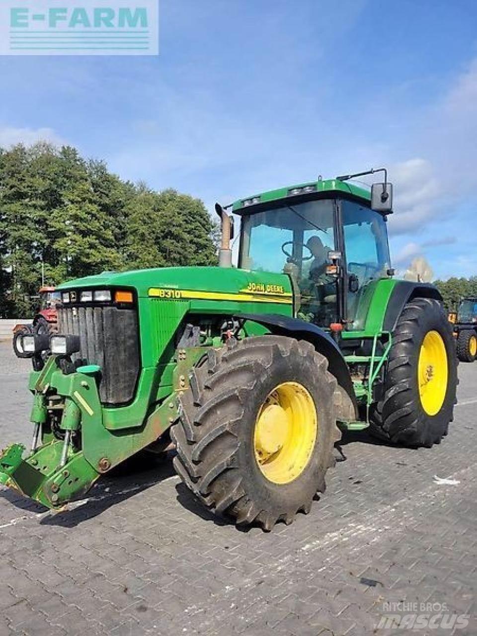 John Deere 8310 トラクター
