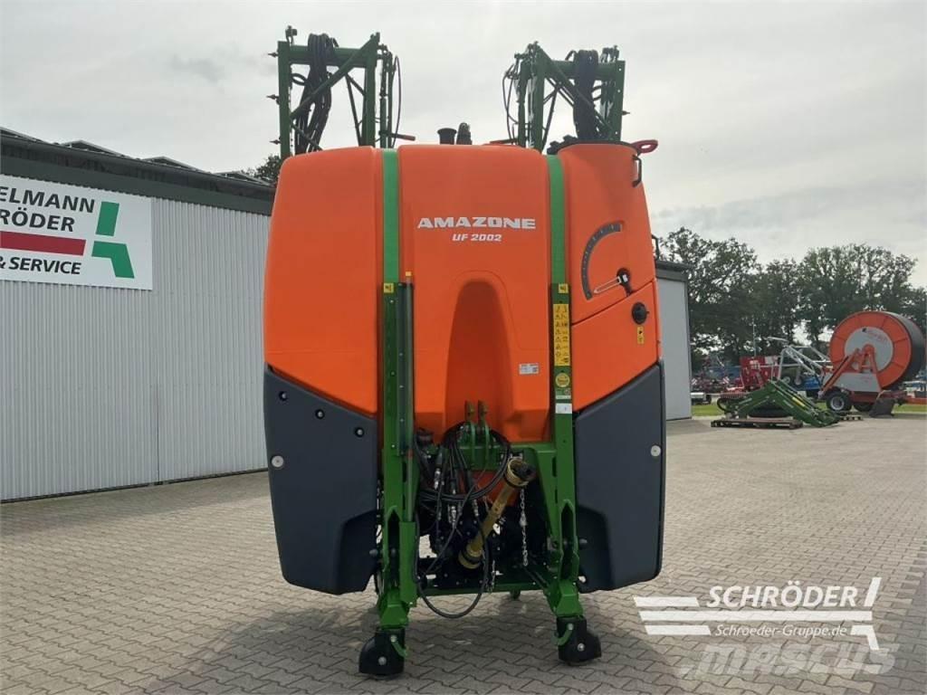 Amazone UF 2002 牽引型スプレイヤー