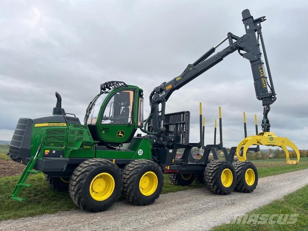 John Deere 1210G フォワーダー