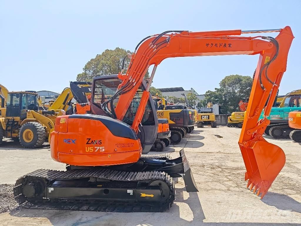 Hitachi ZX 75 US 中型油圧ショベル 7ｔ-12ｔ（ユンボ・パワーショベル・バックホー）