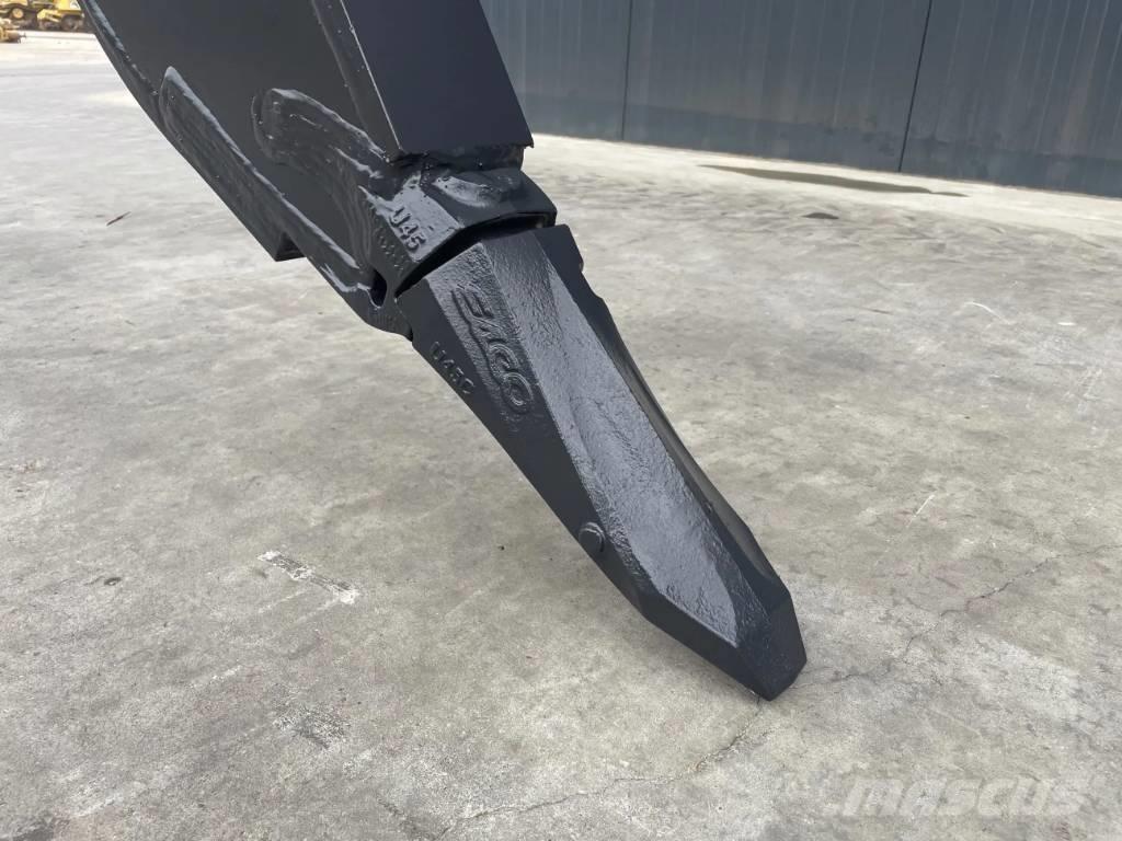  Smitma CW30 スカリファイヤ