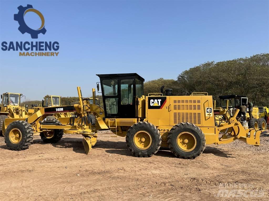 CAT 140 H モーターグレーダー