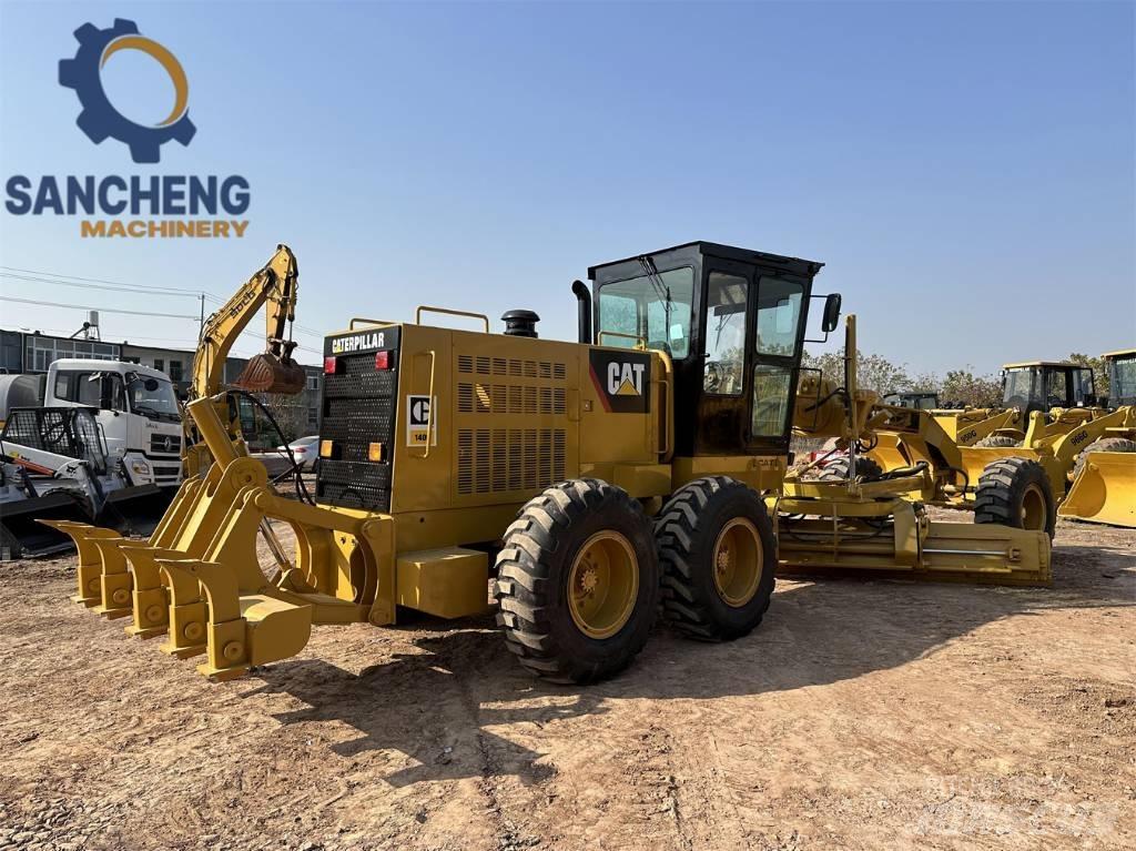 CAT 140 H モーターグレーダー