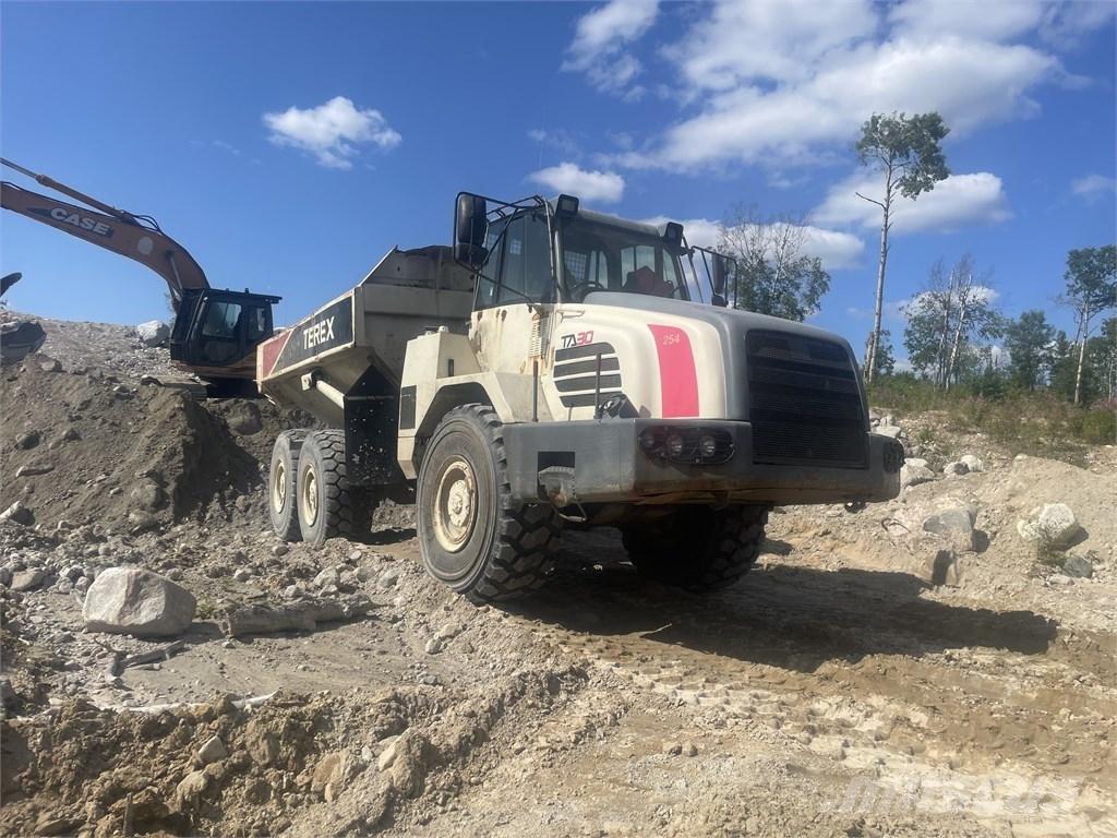 Terex TA 30 アーティキュレート式ダンプトラック