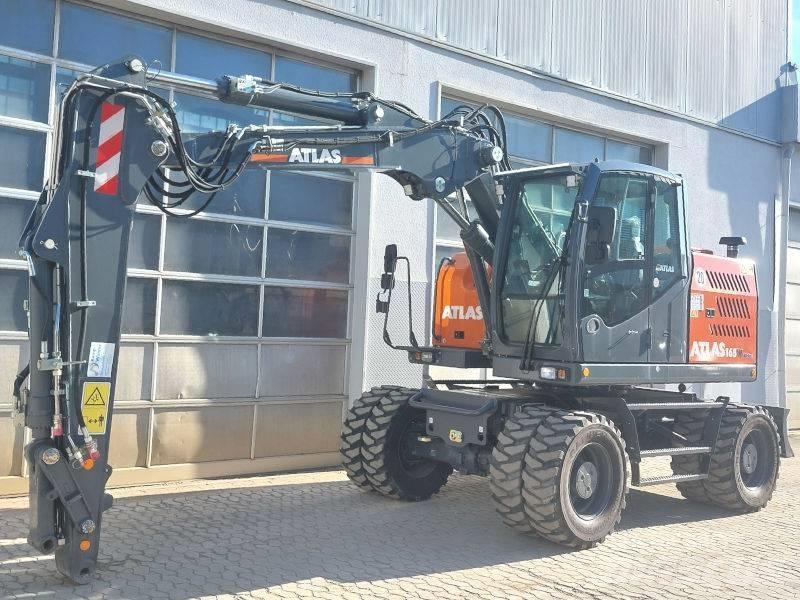 Atlas 165 W ホイール式油圧ショベル（パワーショベル・ユンボ・バックホー）