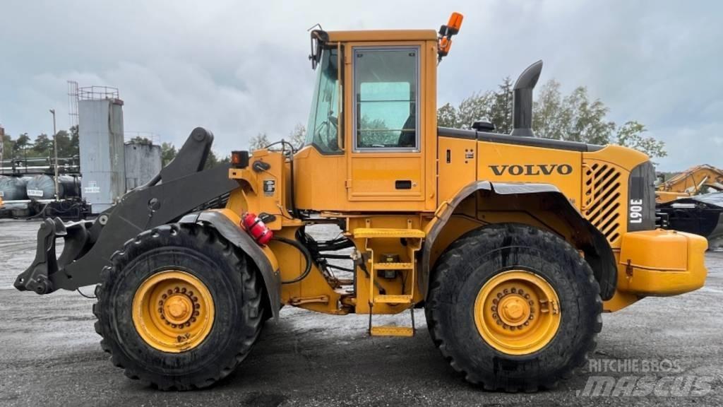 Volvo L 90 E ホイールローダー・タイヤショベル