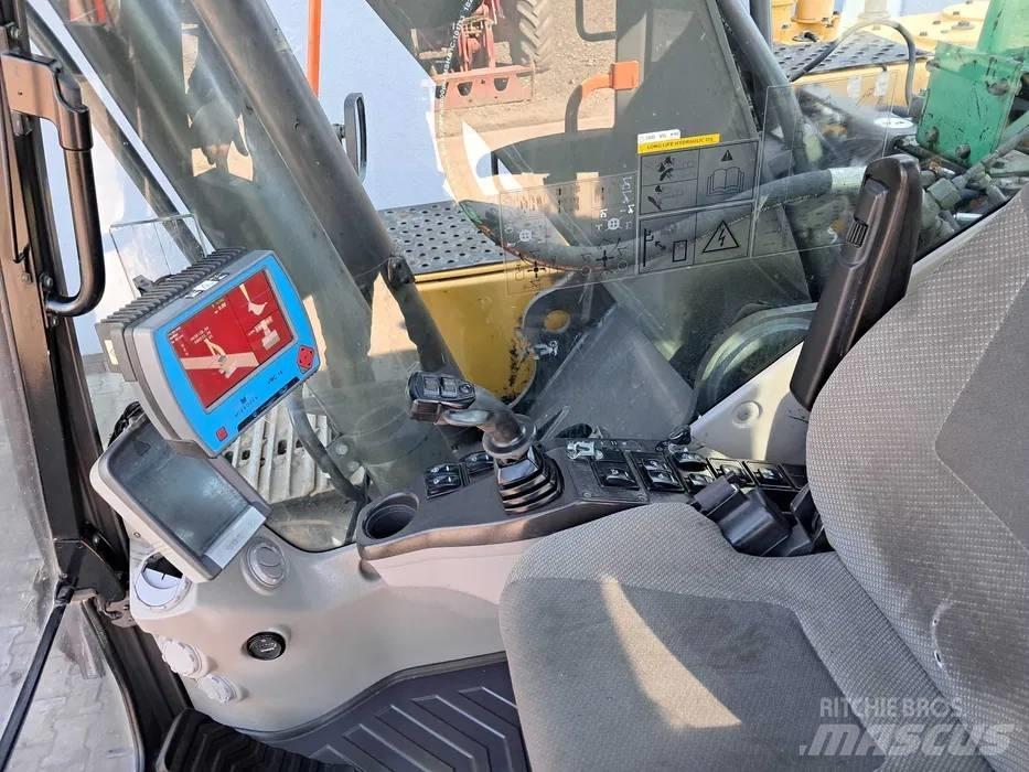 Volvo EC 220 DL 大型油圧ショベル12t以上（パワーショベル・ユンボ）