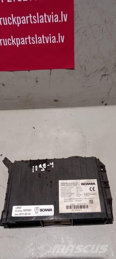 Scania R 440.  1937691 電子機器